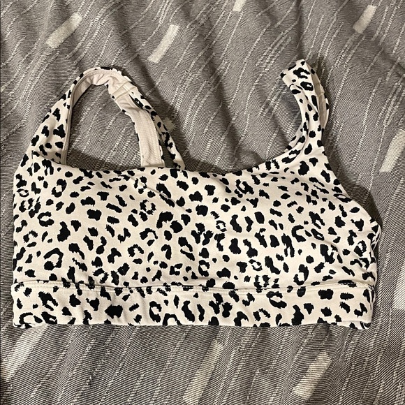 Athleta exhale Sports Bra - Picture 1 of 2